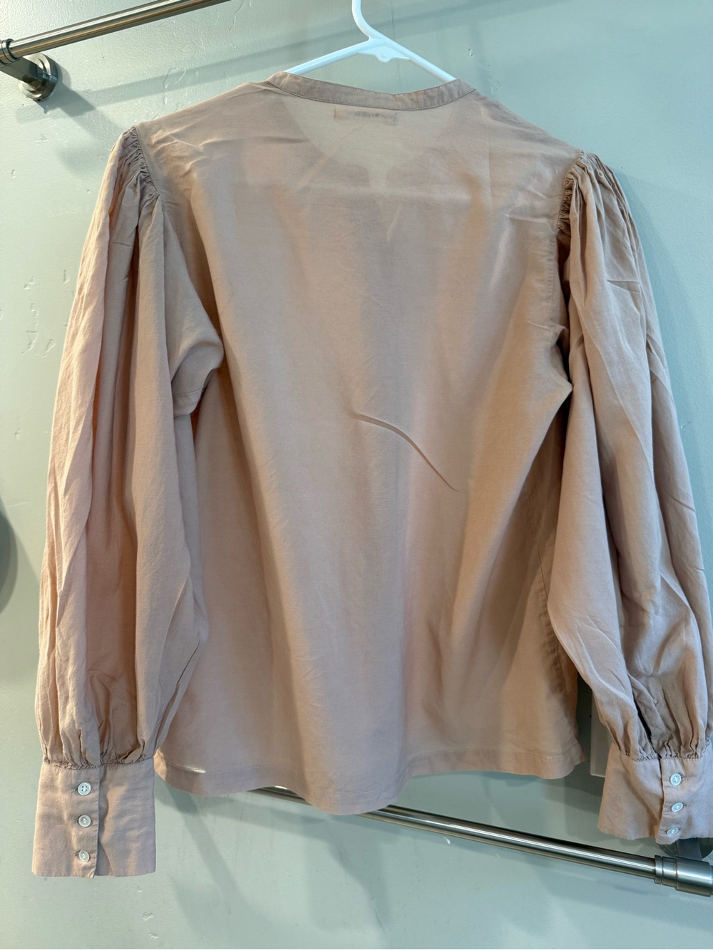 Doen Puff-Sleeve Button-Front Top size small - Picture 7 of 7
